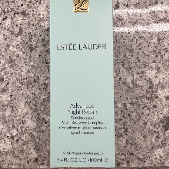 Estée Lauder ANR synchronized Multi Recovery Complex - Picture 2 of 3